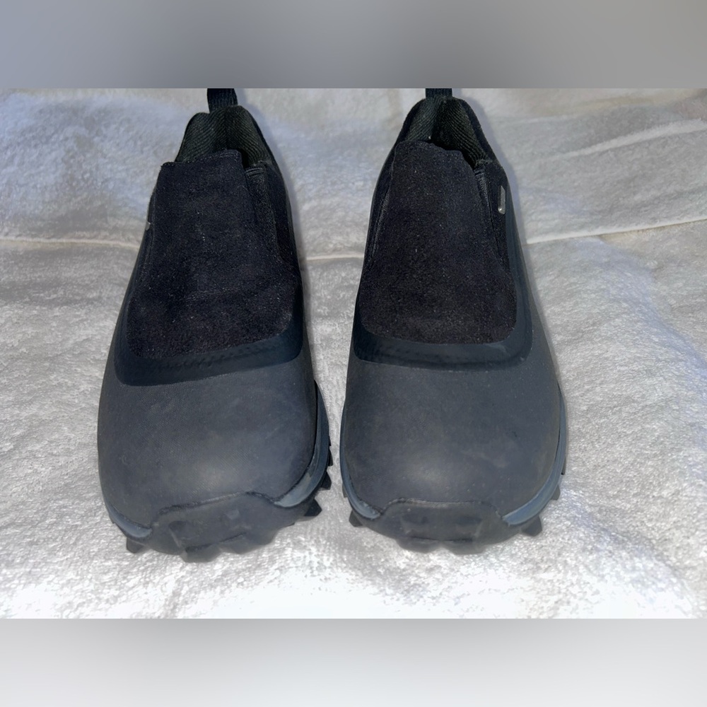 Women’s Black Slip-On Shoes